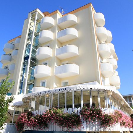 Salus Smart & Chic Hotel Lido di Jesolo Buitenkant foto