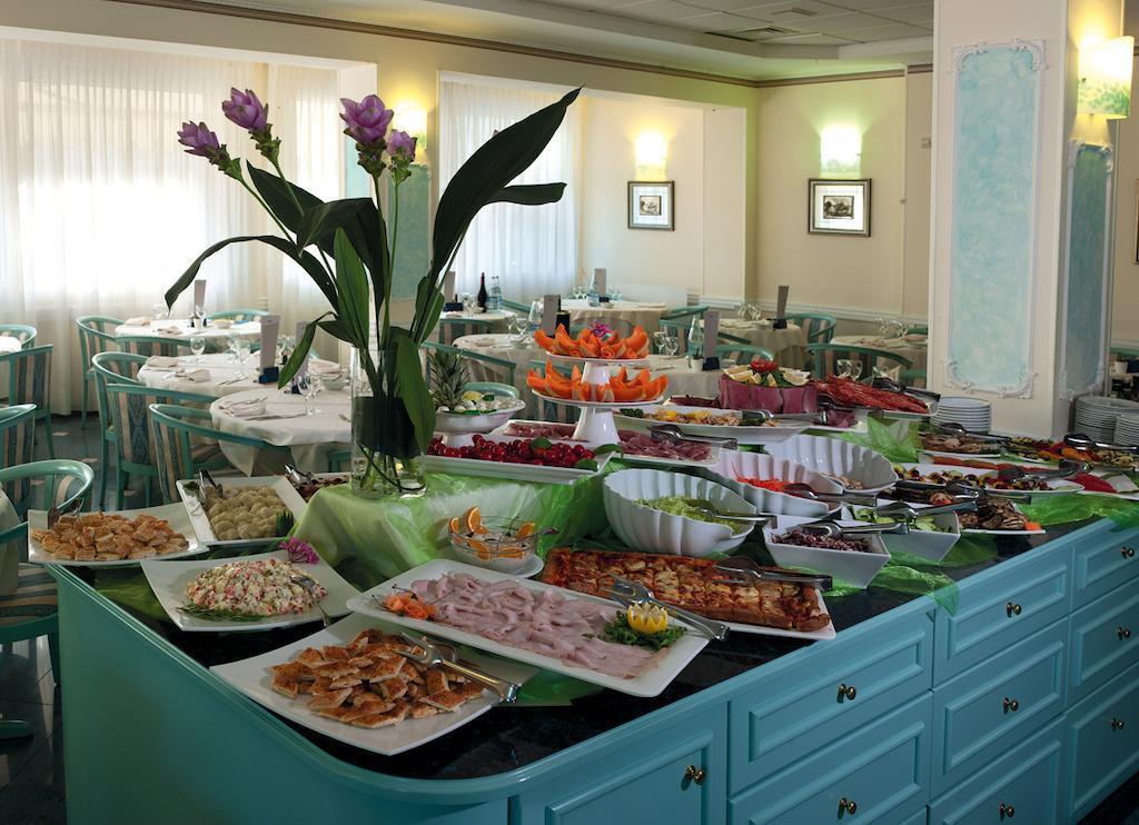 Salus Smart & Chic Hotel Lido di Jesolo Buitenkant foto