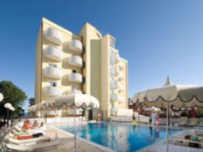 Salus Smart & Chic Hotel Lido di Jesolo Buitenkant foto