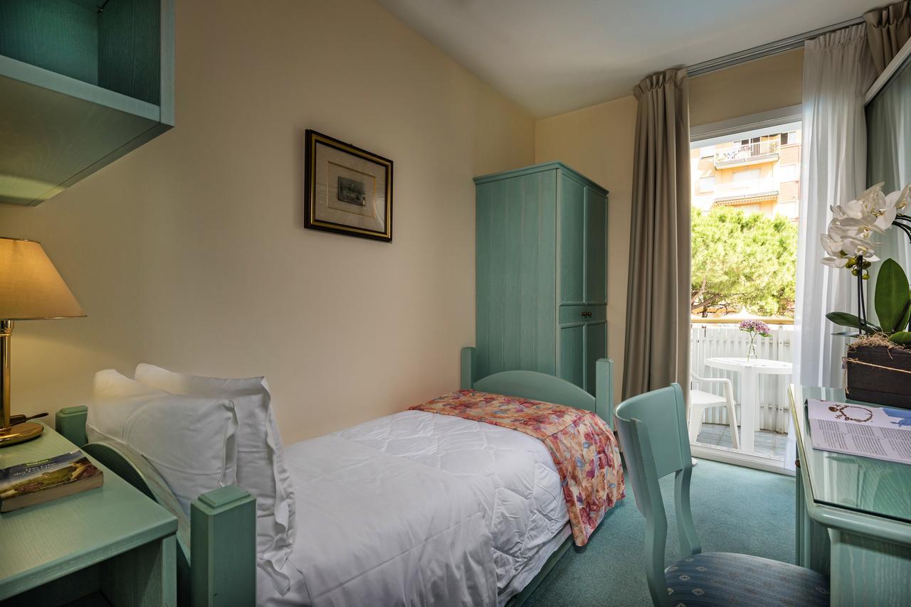 Salus Smart & Chic Hotel Lido di Jesolo Buitenkant foto