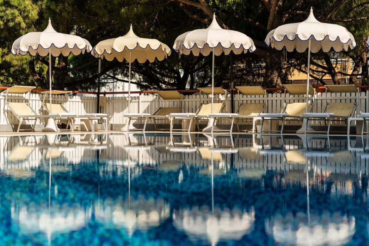 Salus Smart & Chic Hotel Lido di Jesolo Buitenkant foto